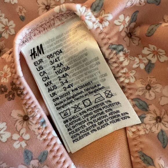 H&M Toddler Swimsuit - Size 3/4T - Picture 2 of 3